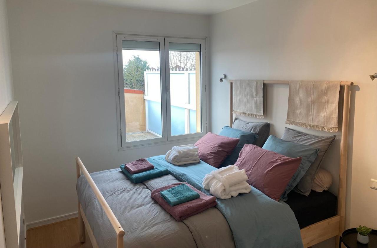 Appartement 2 Pieces De 44M² En Centre Ville Маньї-ле-Амо Екстер'єр фото